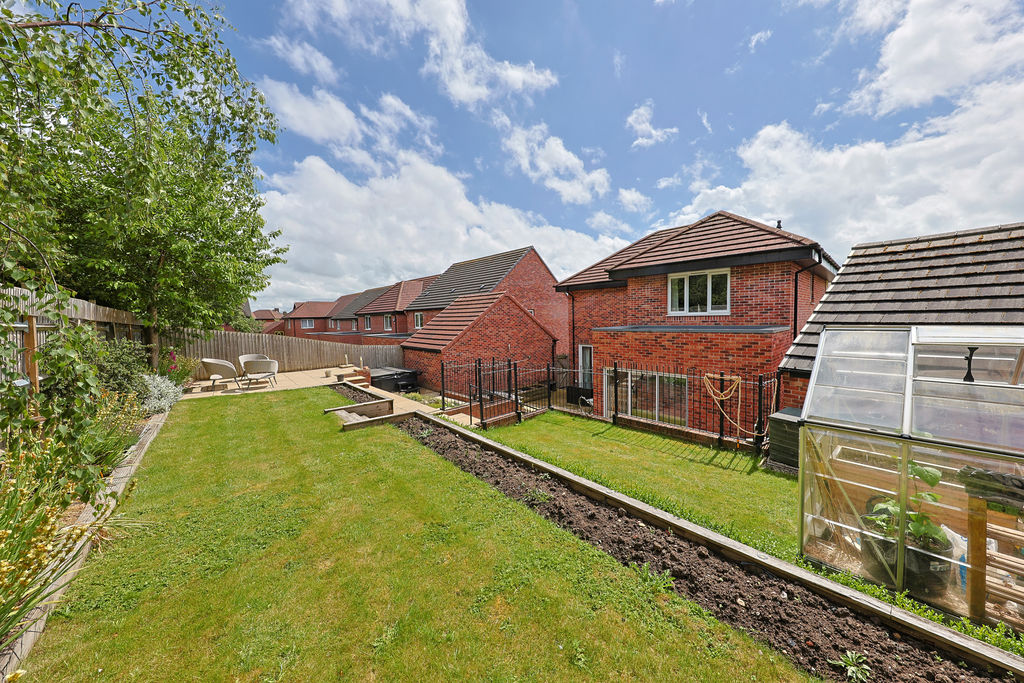Pomegranate Road Newbold